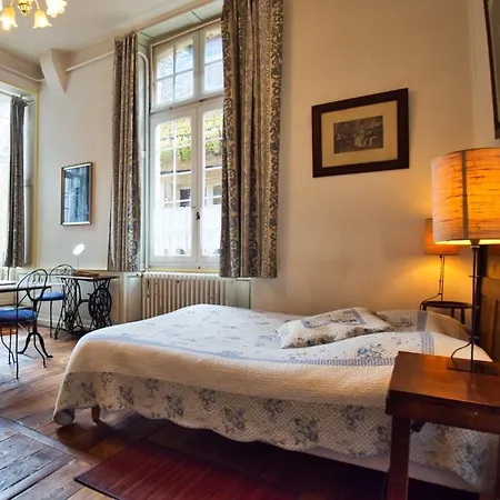 Bed & Breakfast La Maison Du Notaire Royal 3*