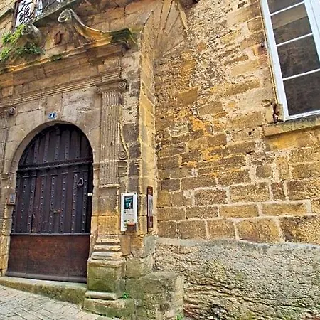 Bed and breakfast La Maison Du Notaire Royal 4*