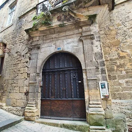 La Maison Du Notaire Royal