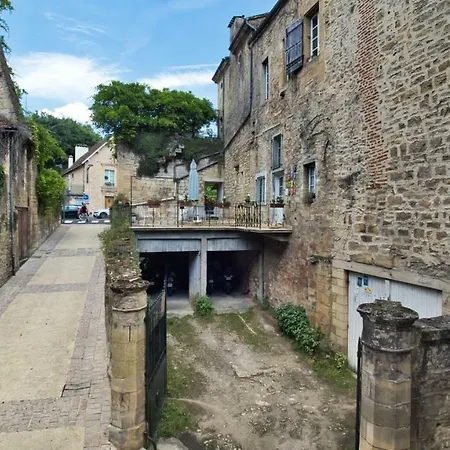Bed & Breakfast La Maison Du Notaire Royal 3*