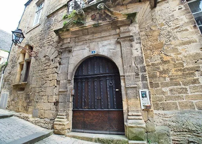La Maison Du Notaire Royal